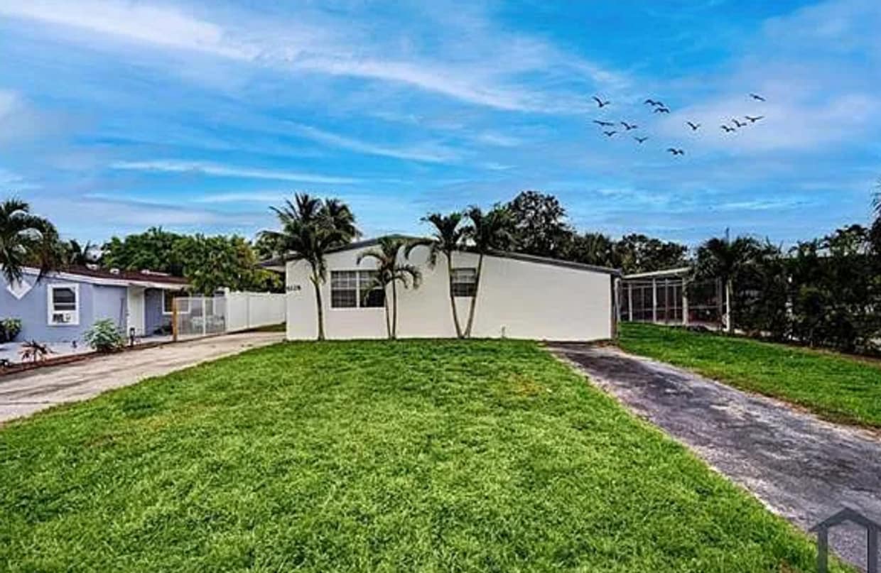 Building Photo - Charming 4-Bedroom Home in Margate, FL – S...