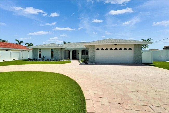 Building Photo - 1492 Sea Gull Dr S