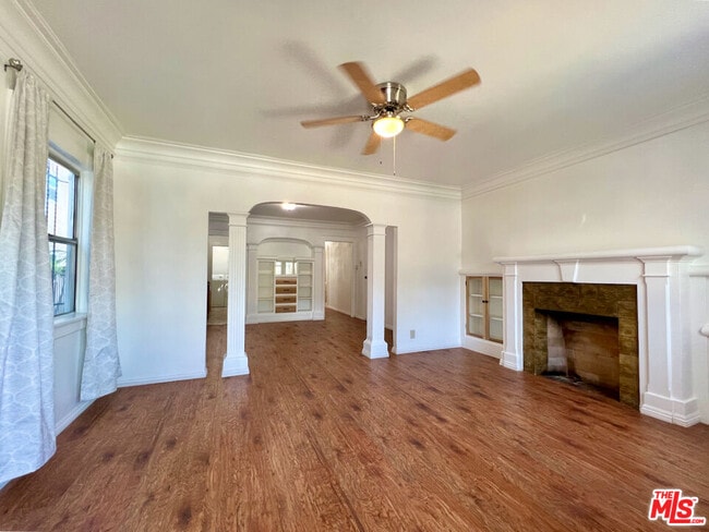 Foto del edificio - 4115 Halldale Ave