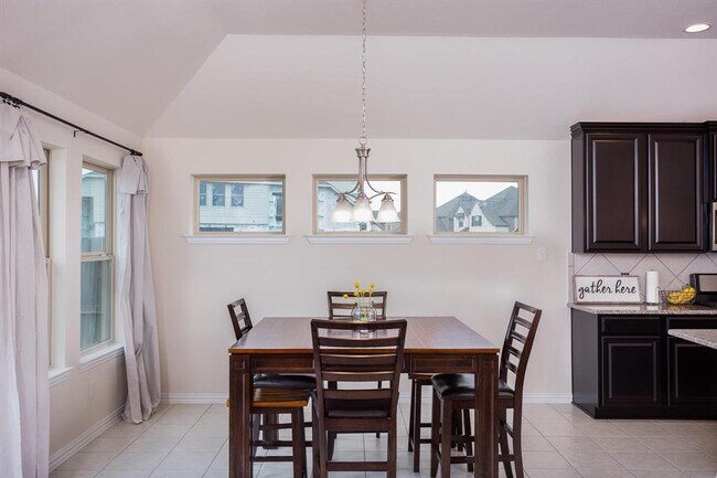 Foto del edificio - 12432 Berberry Dr