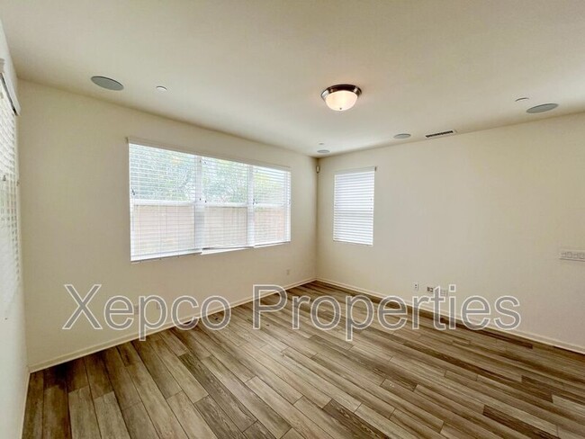 Building Photo - 84443 Passagio Lago Way
