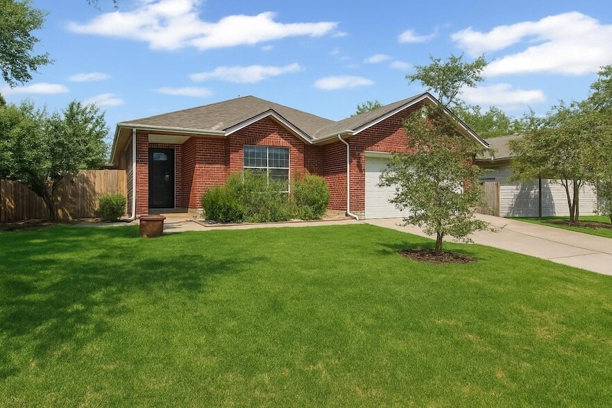 Primary Photo - 1208 Dexford Dr