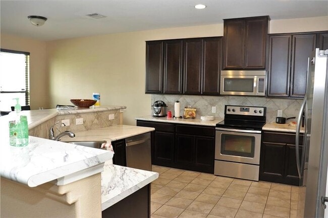 Building Photo - 1112 Strickling Dr