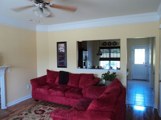 Building Photo - 8430 Meadowcreek Village Dr