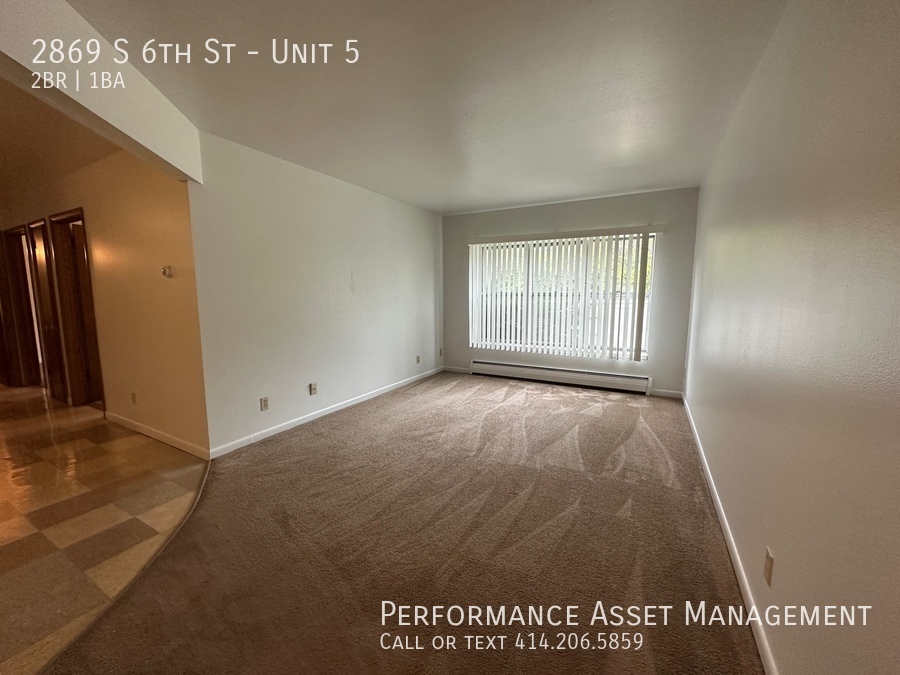 Foto principal - 2869 S 6th St