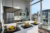Foto principal - 729 N Milwaukee Ave