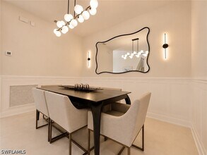 Building Photo - 12667 Biscayne Ct