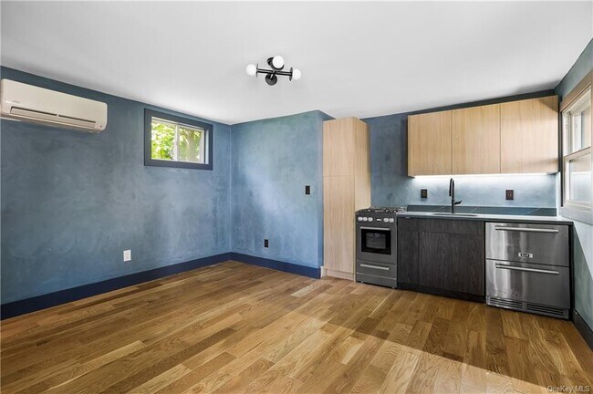 Foto del edificio - 699 Jersey Ave