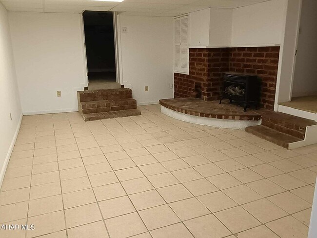 Foto del edificio - 106 Ruskin Dr