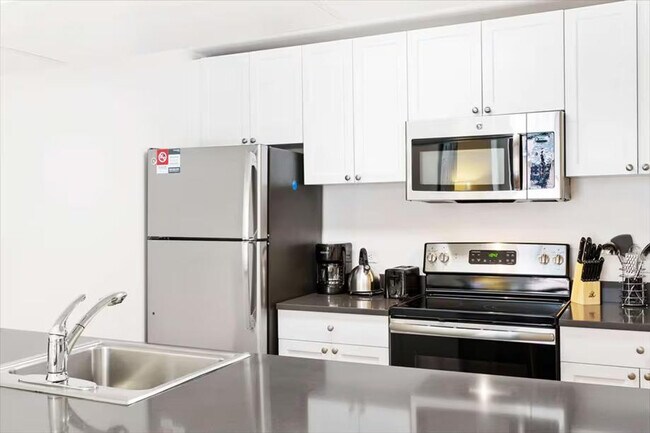 Foto del edificio - 330 River St