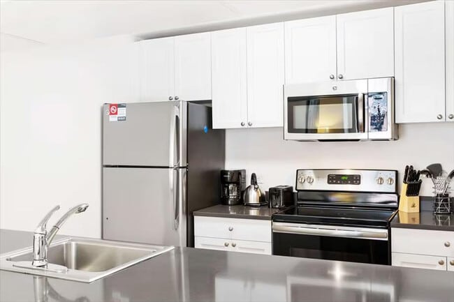 Foto del edificio - 330 River St