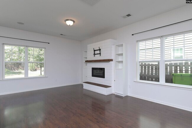 Foto del edificio - 834 Parnell Ct