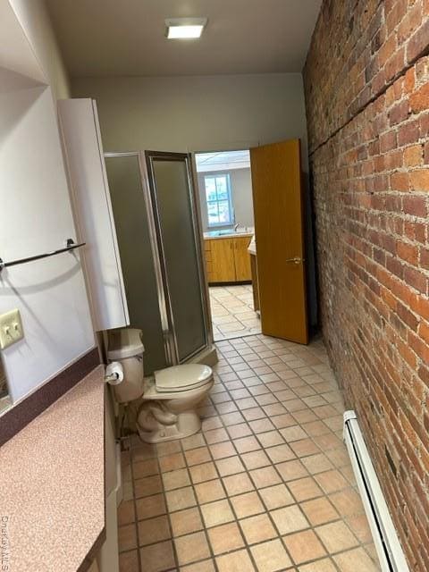 Building Photo - 528 Main St