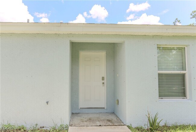 Foto del edificio - 311 Norwalk Ave