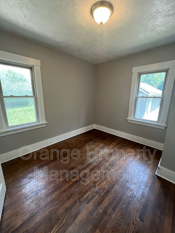 Foto del edificio - 5723 N 33rd Ave