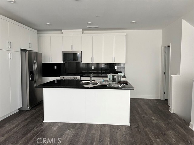 Building Photo - 1606 W Cara Dr