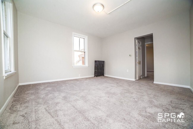 Building Photo - 255 Chambersburg St
