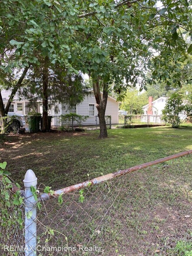 Building Photo - 3 br, 2 bath House - 5802 Springhill Ave.