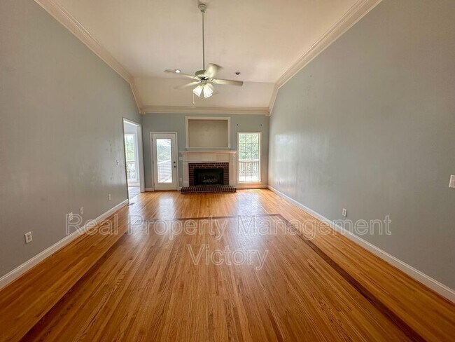 Foto del edificio - 219 Grandview Pkwy