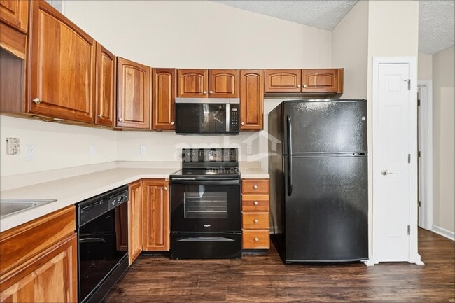 Building Photo - 13227 Summerwood Ln