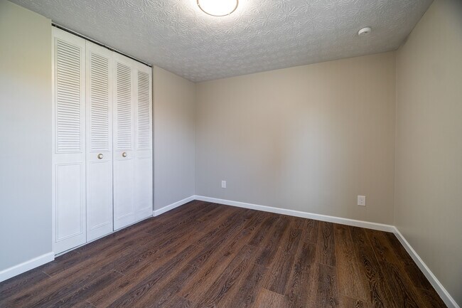 Foto del edificio - 5272 Quincy Dr