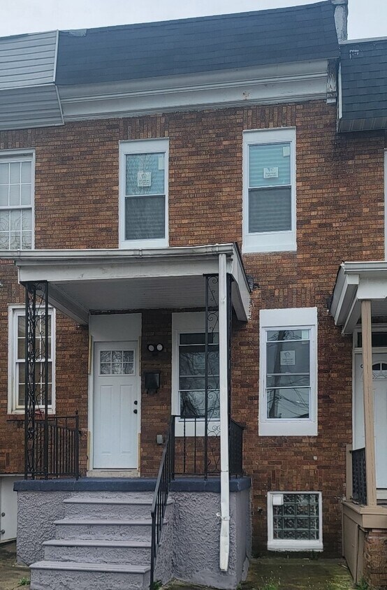 Primary Photo - 3109 Ravenwood Ave