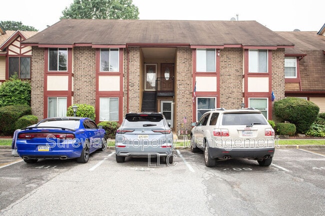 Photo - 24 Dover Ct Apartment