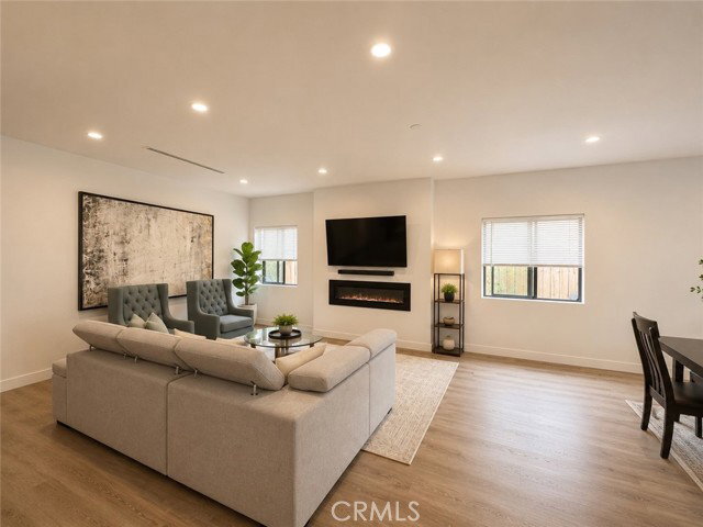 Foto del edificio - 7717 Jamieson Ave