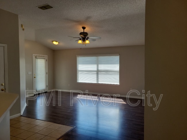Building Photo - 4732 Fireside Ct