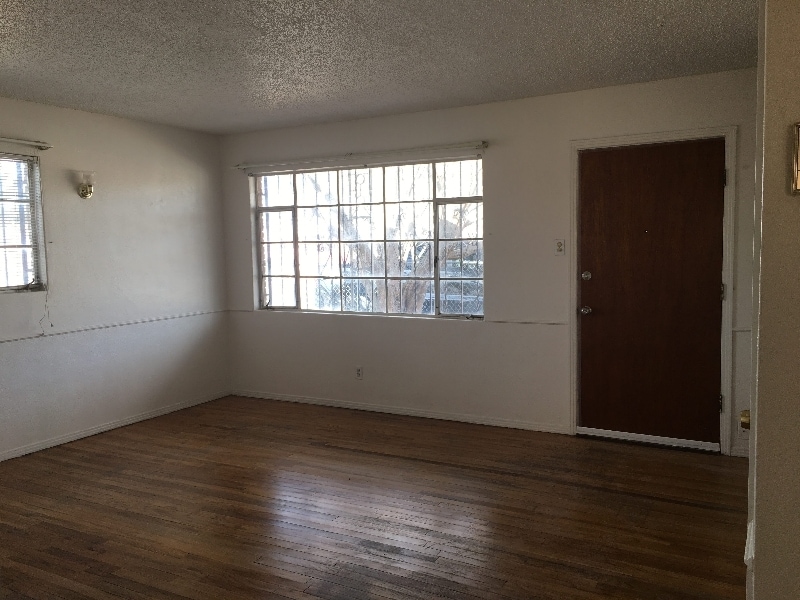 Primary Photo - 7722 Barton St