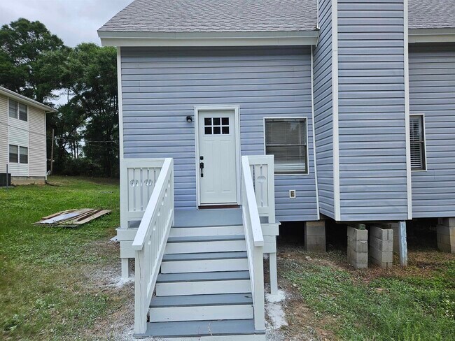 Foto del edificio - 5960 Blountstown Hwy