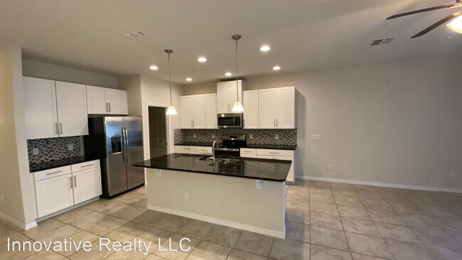 Foto del edificio - 3 br, 2.5 bath House - 7469 Aloma Pines Ct.