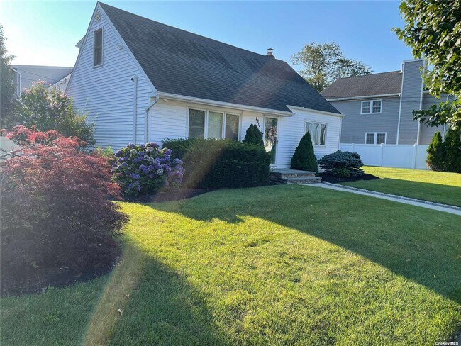 Foto del edificio - 1515 Scriven Ave