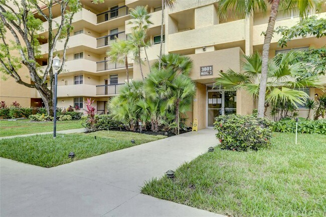 Building Photo - 3801 Environ Blvd