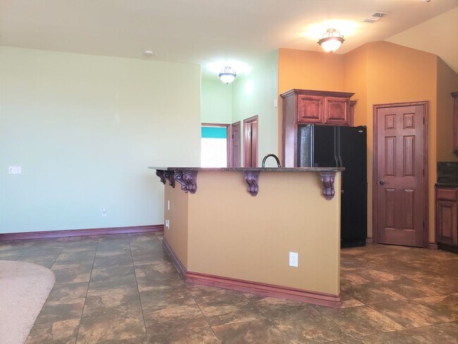 Foto del edificio - 329 Madison Pl Dr