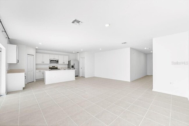 Building Photo - 2162 Marksman Rd