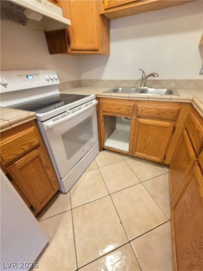 Foto del edificio - 412 W Monroe Ave