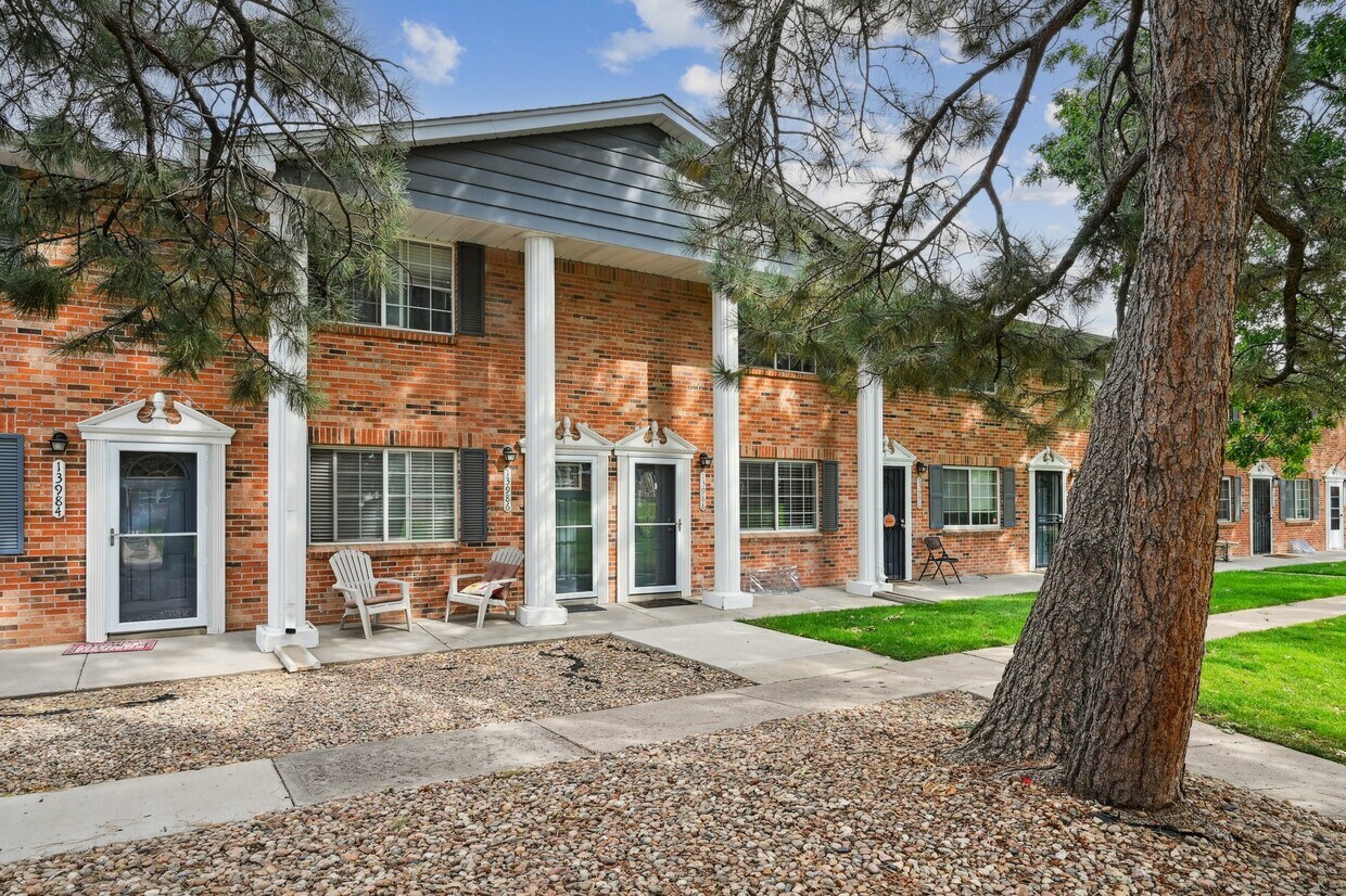 Foto principal - 13988 E Utah Cir