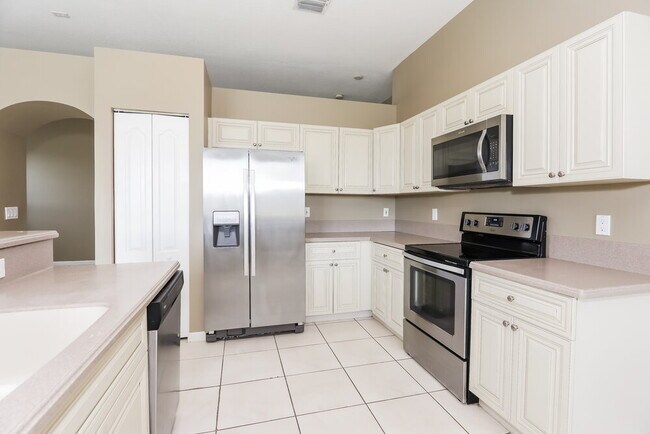 Foto del edificio - 18616 SW 16th St