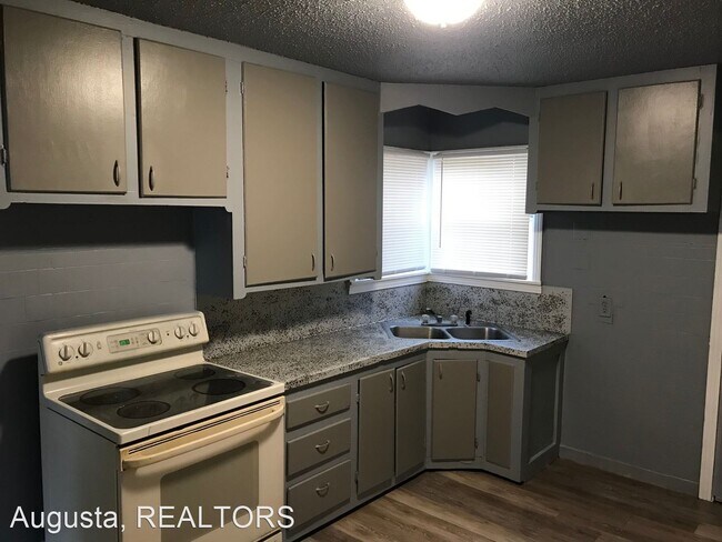 Foto del edificio - 2 br, 1 bath House - 2310 N 18th