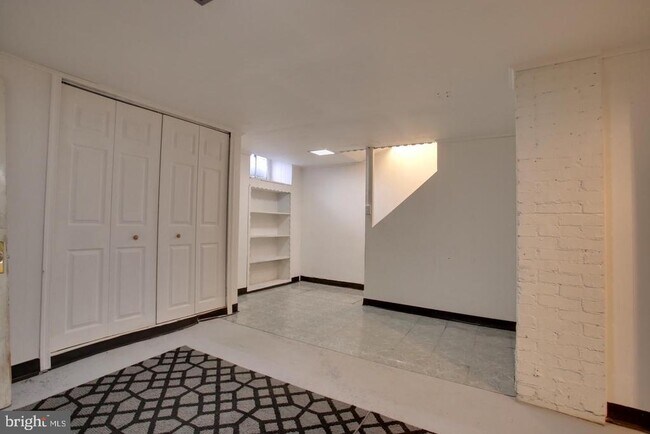 Foto del edificio - 420 Sunset Rd
