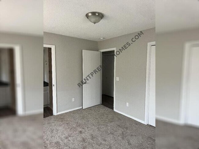 Building Photo - 2802 South Meyers Drive, El Reno, OK 73036
