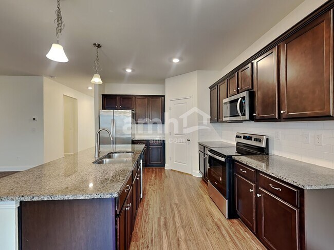 Foto del edificio - 1930 Sterling Brook Ct