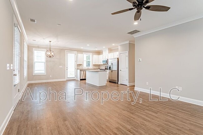 Photo - 107 Hemlock Drive House