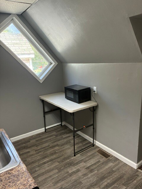 Foto del edificio - 1103 N 8th St