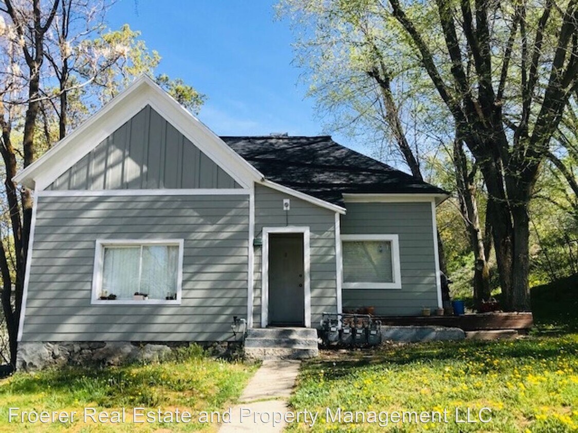 Primary Photo - 548 27th St