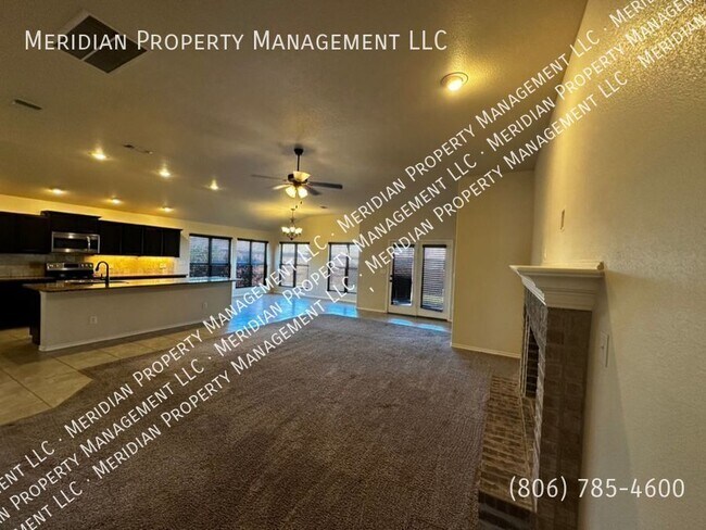 Foto del edificio - 9709 Ross Avenue
