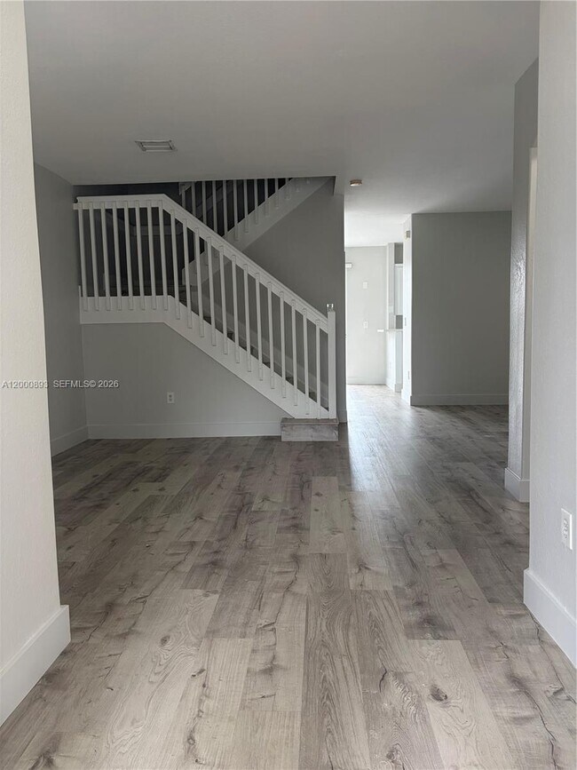 Foto del edificio - 10947 NW 79th St