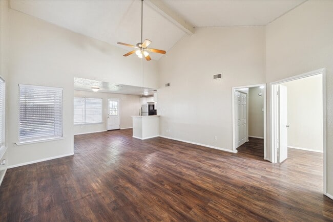 Foto del edificio - 23902 Silversmith Ln