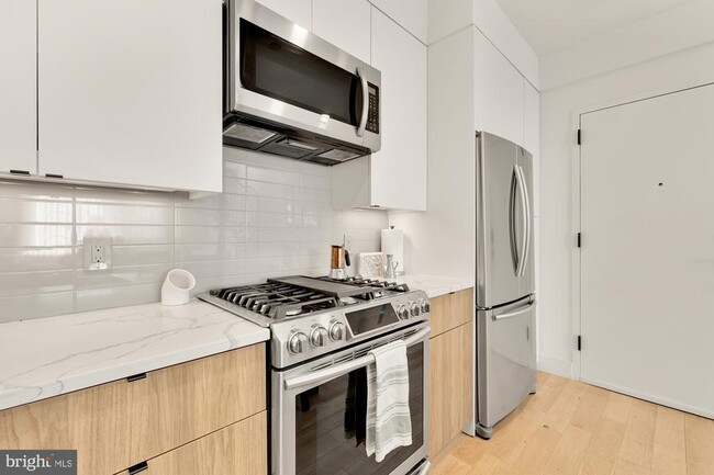 Foto del edificio - 3514 13th St NW